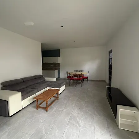 Dependance Proche Du Circuit *